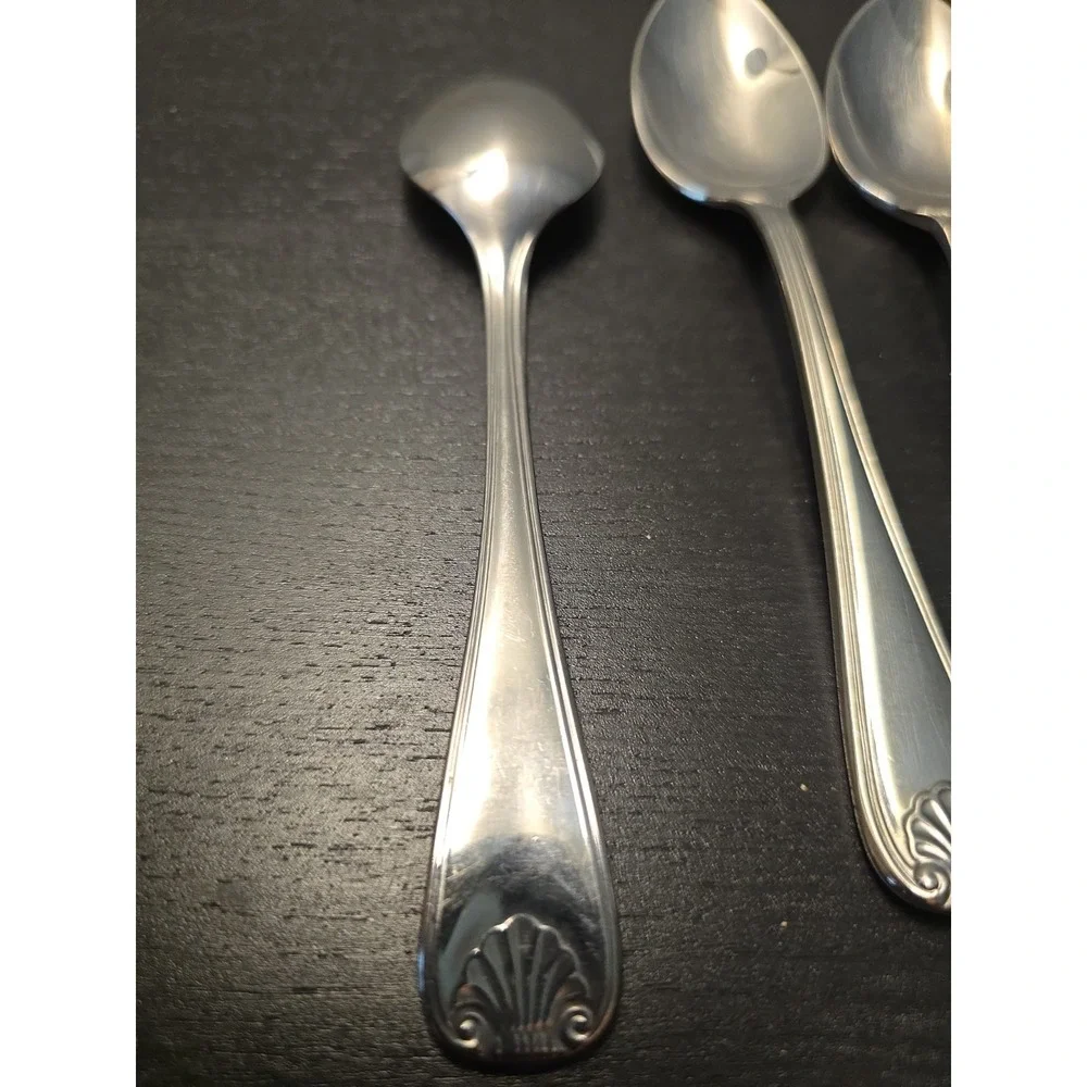 4 Gorham SHELL WELL USED Place/Soup Spoons 7